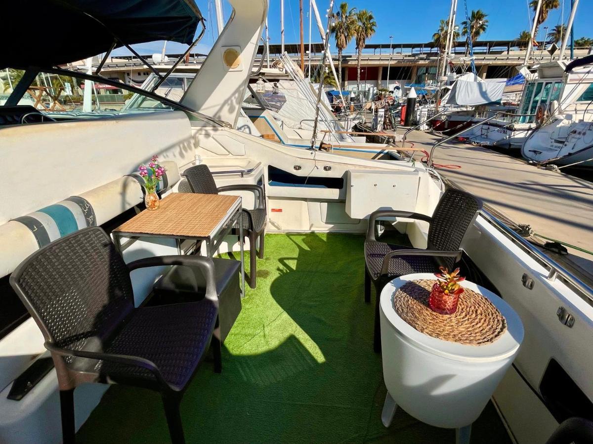 Yacht Hotel Barcelona Sant Adria de Besos Exterior photo
